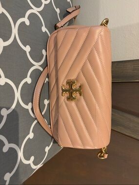Tory Burch Blush Quilted Leather Shoulder Bag with Gold Logo
